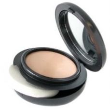 MAC Studio Fiz Powder Plus Foundation